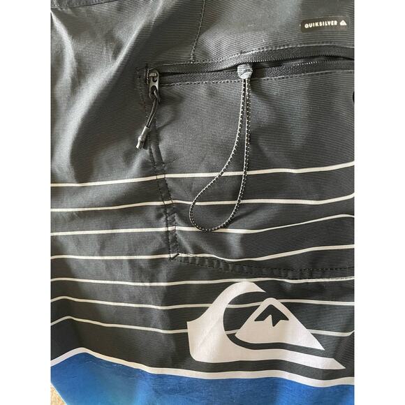 Quiksilver High Line Dryflight Board Shorts size 32 - Picture 4 of 9